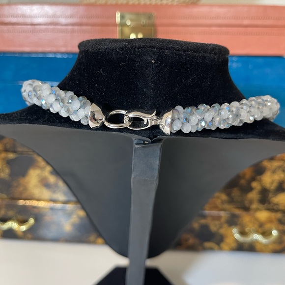 Blue Beaded Crochet Collar Necklace - Picture 4 of 4